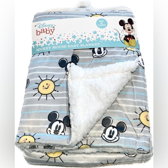NWT Disney Mickey Mouse Sherpa Baby Blanket - Picture 2 of 4
